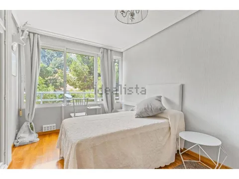 Будинок 300 м² у Alacant / Alicante