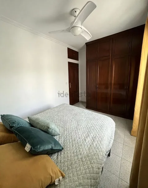 Pis de 75 m² a Còrdova