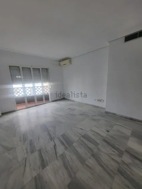 Квартира 107 м² в Севилье (4/27)