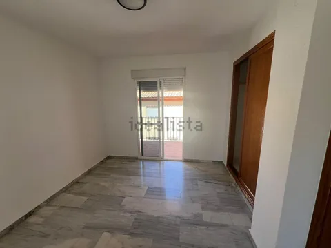 House 223 m² in Huétor Vega