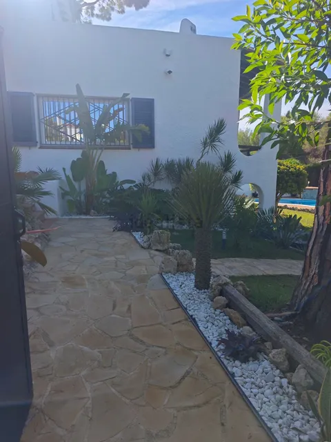 Habitació de lloguer, Roda de Berà