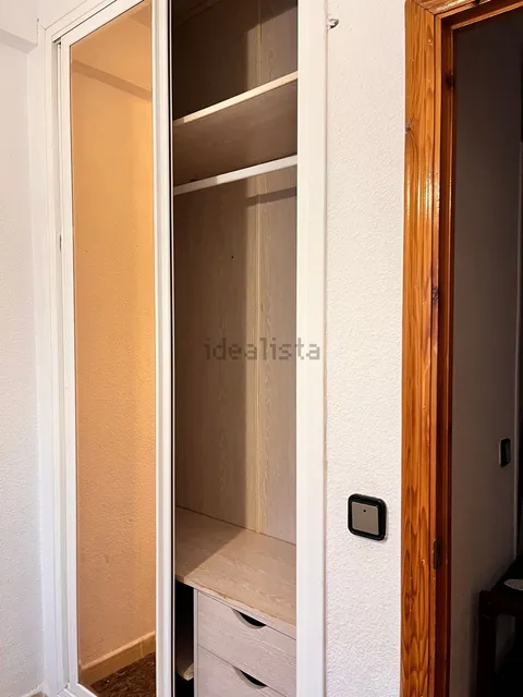 Quarto para alugar, Toledo