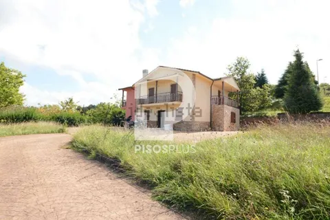 Maison 230 m² à Saint-Sébastien