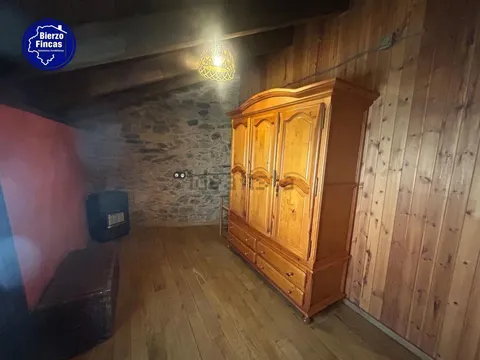Casa de 92 m² a Noceda del Bierzo