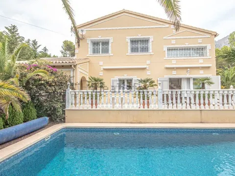 Haus 212 m² in Altea