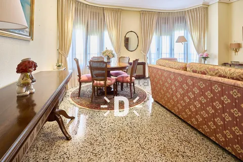 Apartamento 94 m² em València