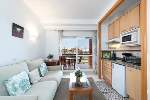 Flat 42 m² in Rincón de la Victoria (2/15)