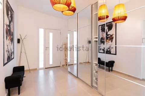 Pis de 275 m² a Ojén