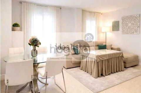 Flat 65 m² in Seville (2/5)