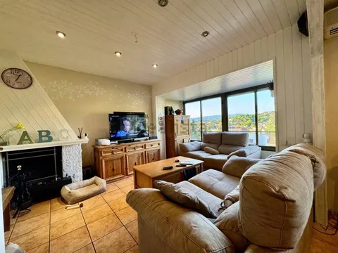 Wohnung 93 m² in la Roca del Vallès