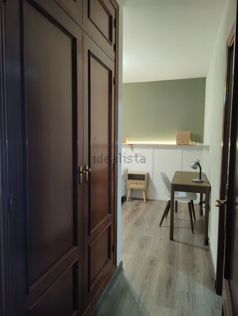 Room for rent, Zamora