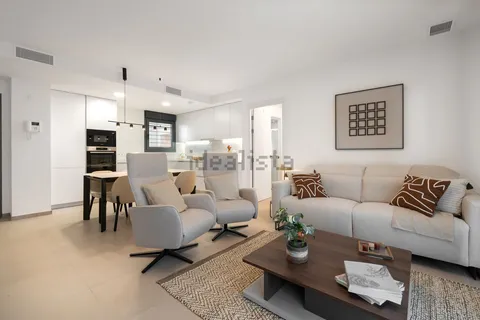 Pis de 102 m² a el Puig de Santa Maria (2/18)