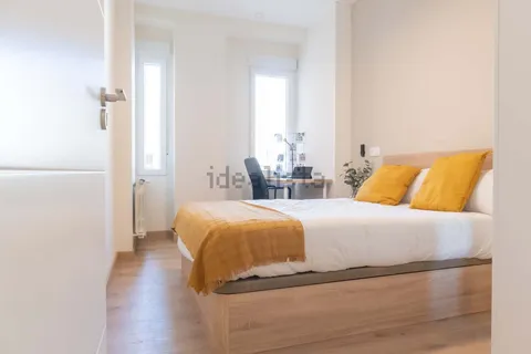 Кімната в оренду, Madrid