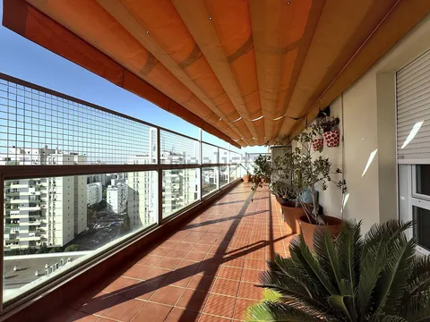 Pis de 160 m² a Sevilla
