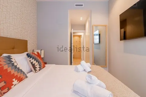Habitación en alquiler, Granada (2/7)