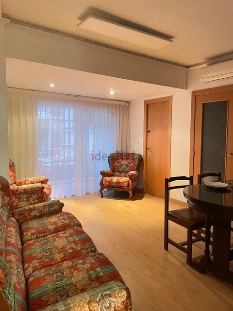 Habitació de lloguer, Torrent (2/9)