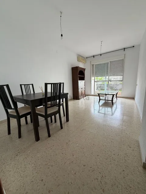 Wohnung 108 m² in Sevilla