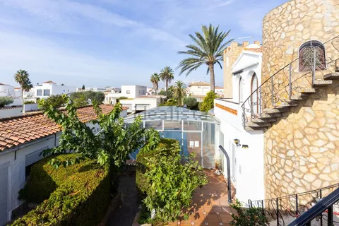 Pis de 33 m² a Castelló d'Empúries