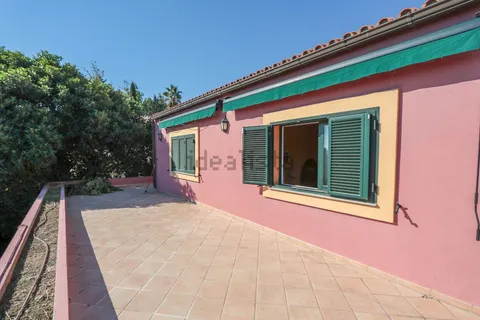 Casa de 268 m² en Rocafort
