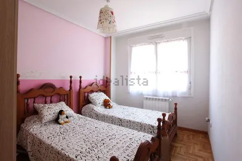 Wohnung 85 m² in Castrillón