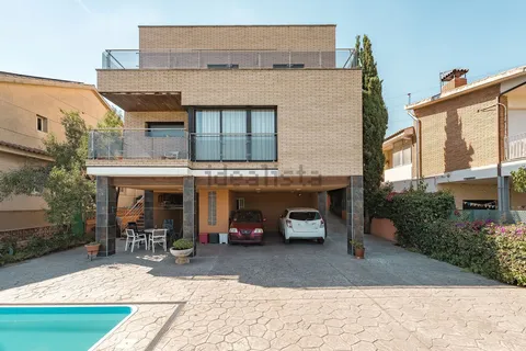 Casa de 228 m² a Sant Just Desvern
