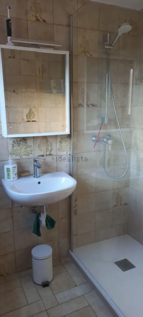Room for rent, Teià