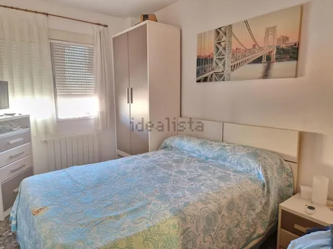 Pis de 76 m² a la Pobla de Vallbona (2/18)