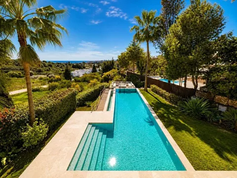 Casa 410 m² a Estepona