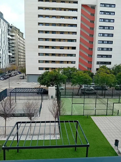 Pis de 87 m² a València