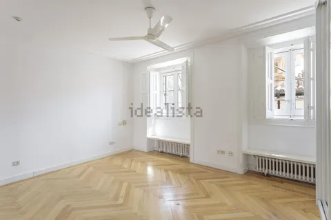 Wohnung 140 m² in Madrid