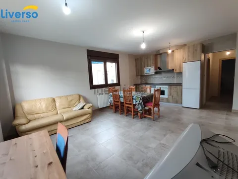 Appartamento 80 m² a Pedrosa de Río Úrbel
