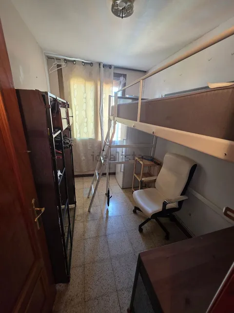 Chambre à louer, Badalona (2/3)