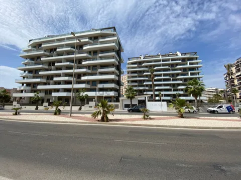 Wohnung 98 m² in Alicante