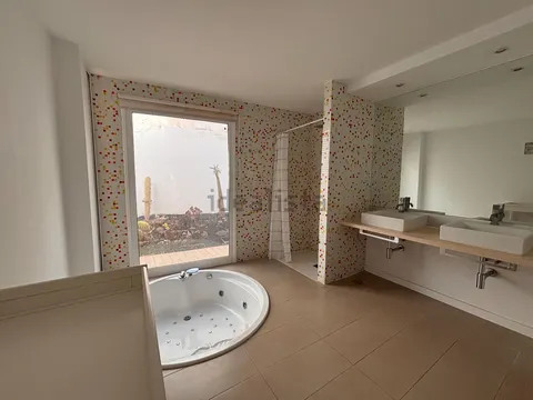 Haus 280 m² in El Rosario