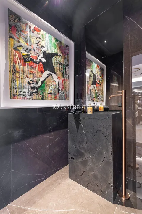 Wohnung 246 m² in Valencia