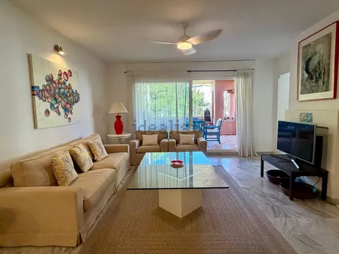 Pis de 198 m² a Estepona