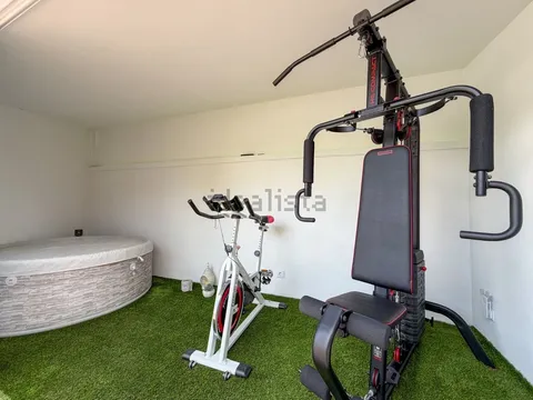 Casa de 80 m² a Oriola
