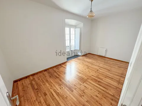 Pis de 99 m² a Valdés