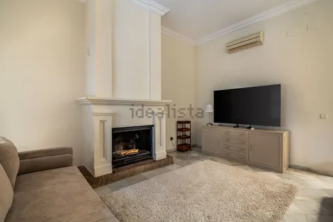 Casa de 250 m² en Marbella