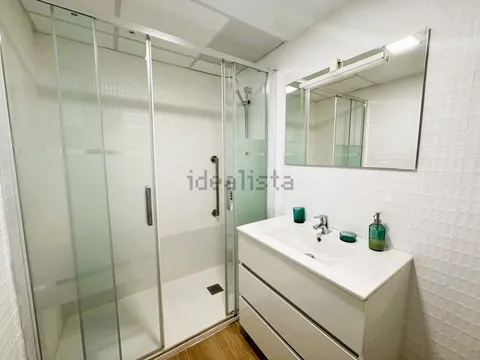 Flat 93 m² in Zaragoza