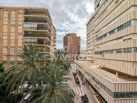 Wohnung 131 m² in Valencia