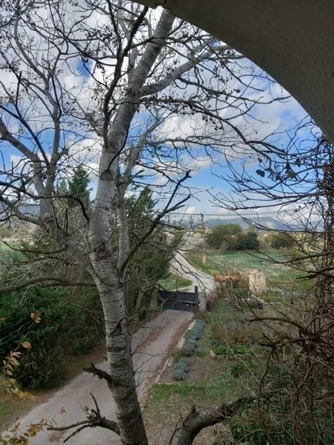 Habitació de lloguer, Tona