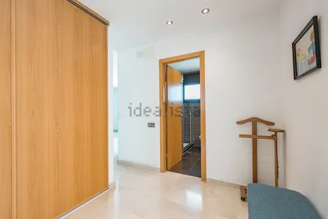 Casa de 228 m² a Sant Just Desvern