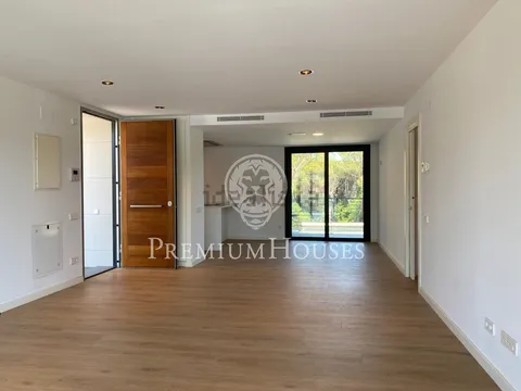 Wohnung 214 m² in Gavà