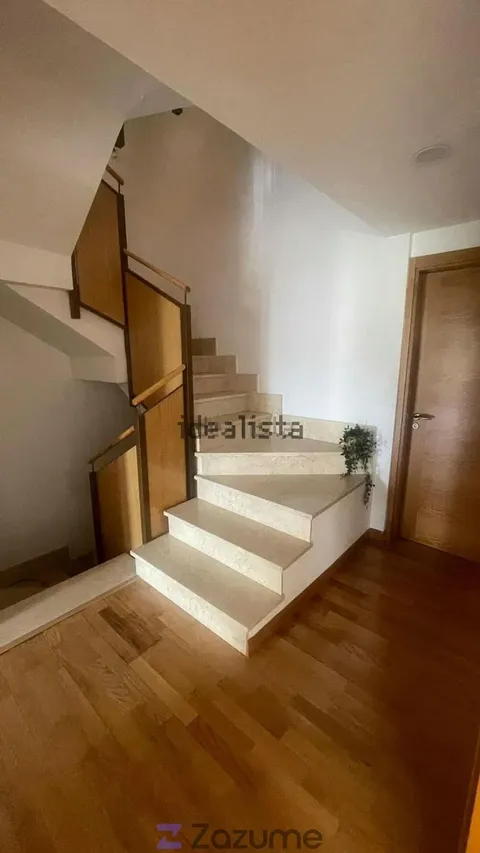 Casa de 300 m² a Pamplona