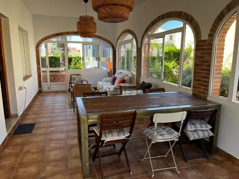 Casa de 216 m² a Oliva (2/16)