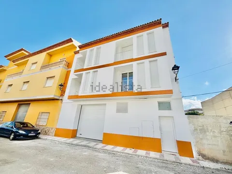 Квартира 80 м² в Gata de Gorgos