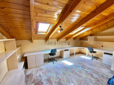House 213 m² in Martorell