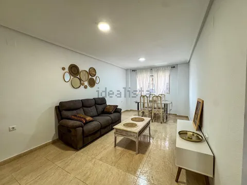 Piso de 70 m² en San Miguel de Salinas (3/16)