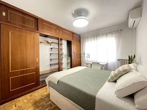 Кімната в оренду, Madrid
